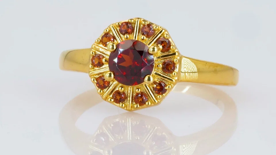Uzuk Kumush 925 Barton Granat (Tilla yugurtirilgan), rasm 3