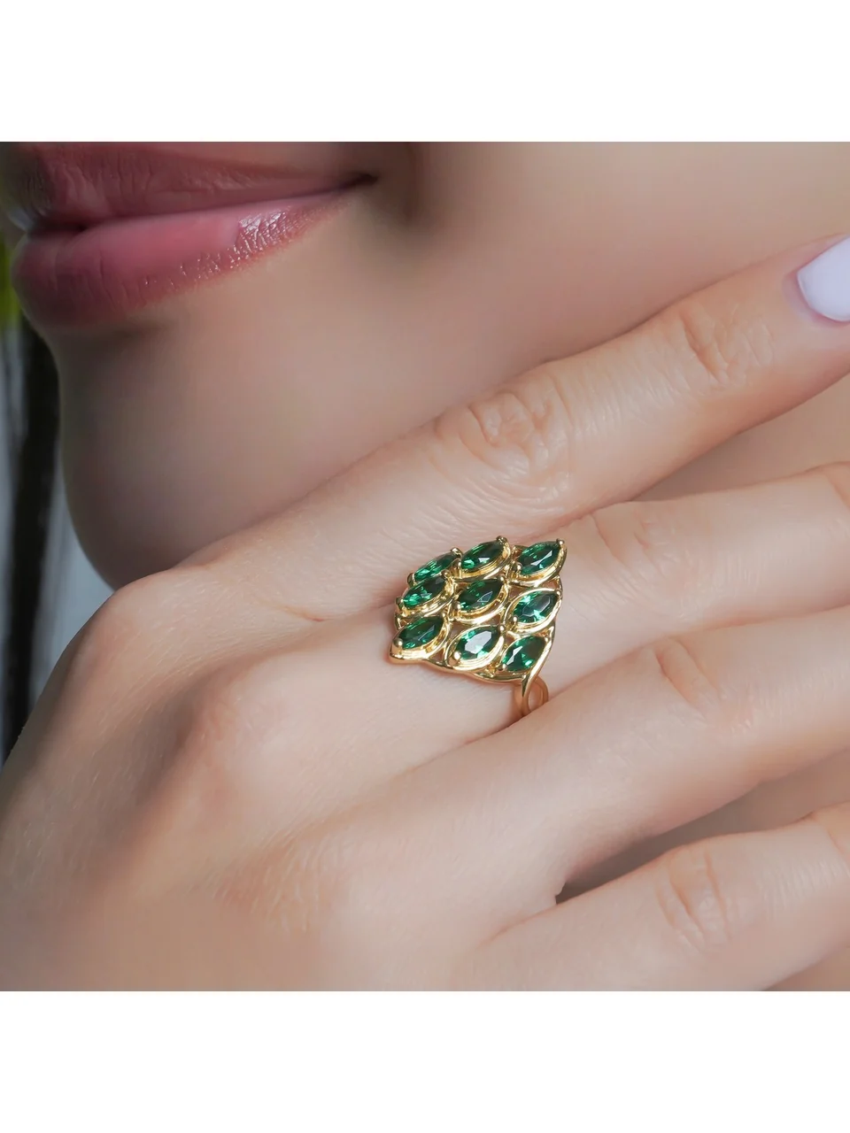 Uzuk Kumush 925 Zumrad linde (Tilla Yugurtirilgan), rasm 2