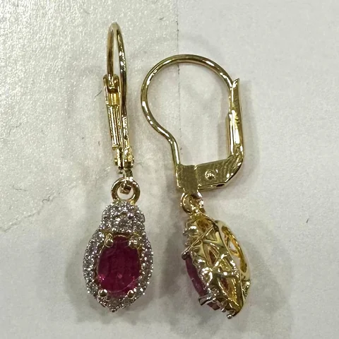 Серьги из серебра 925 с тайским рубином и фианитом, позолота