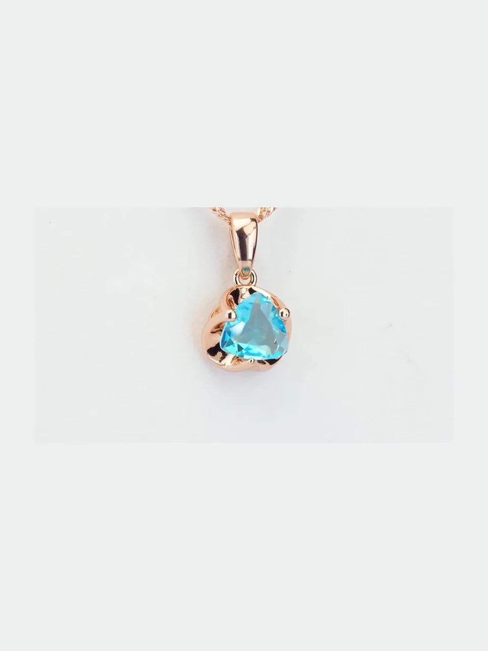 18 karat pushti tilla yugurtirilgan Bijuteriya, rasm 17
