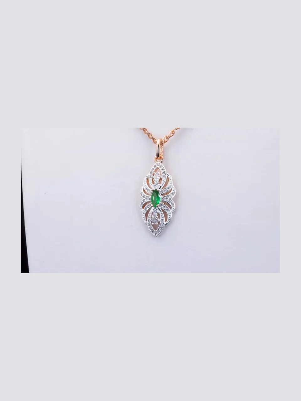 Marjon, bijuteriya, pushti tilla yugurtirilgan, yashil tosh, rasm 10