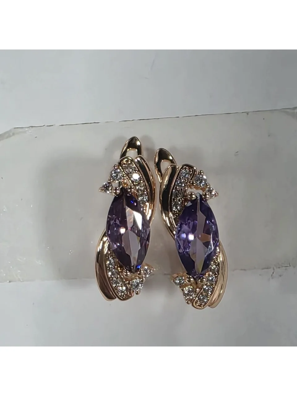 Ziraklar bijuteriya pushti tilla yugurtirilgan binafsha rang tosh bilan, rasm 4