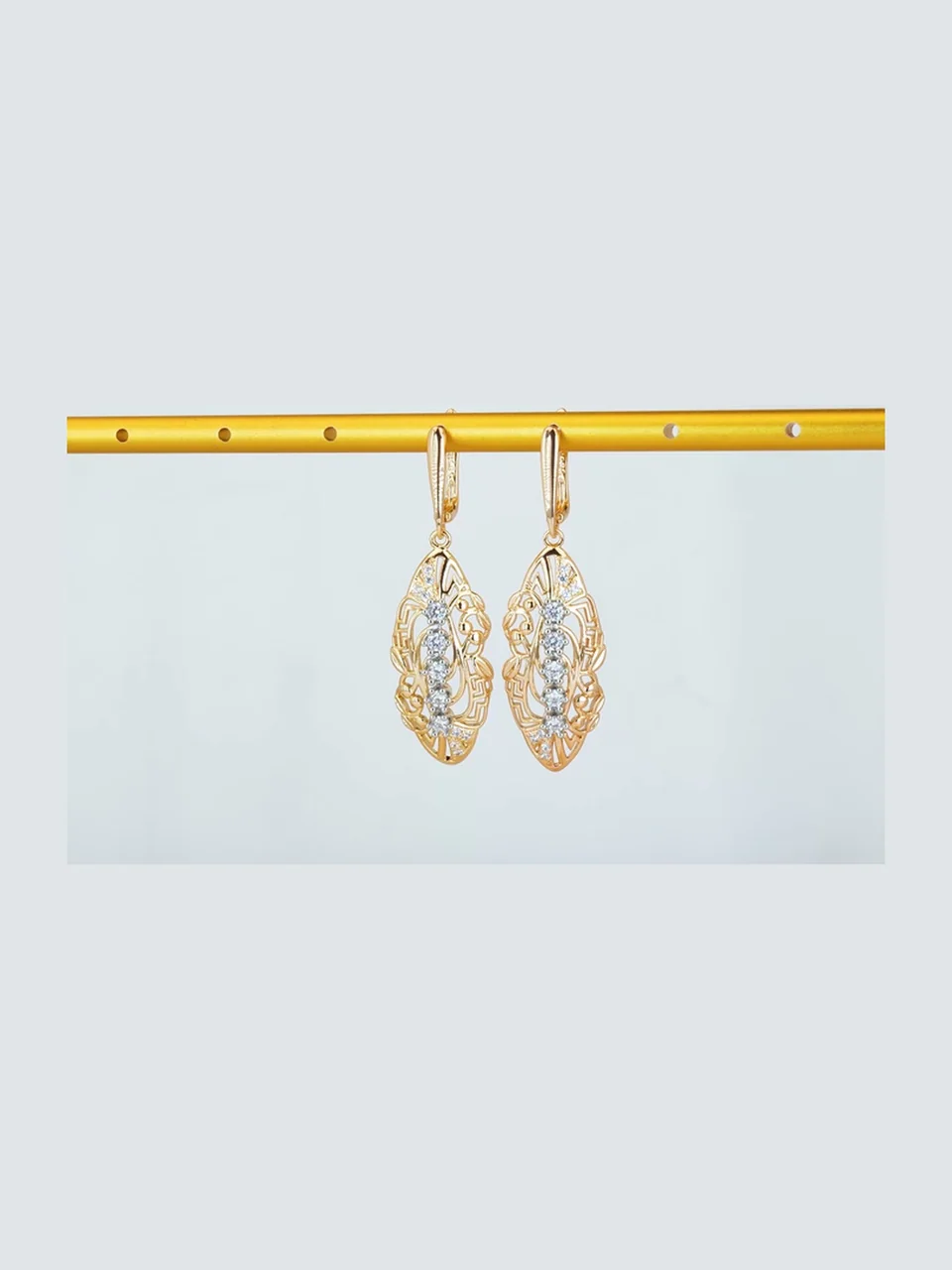 Ziraklar bijuteriya 18 karat pushti tilla yugurtirilgan oq tosh bilan, rasm 10