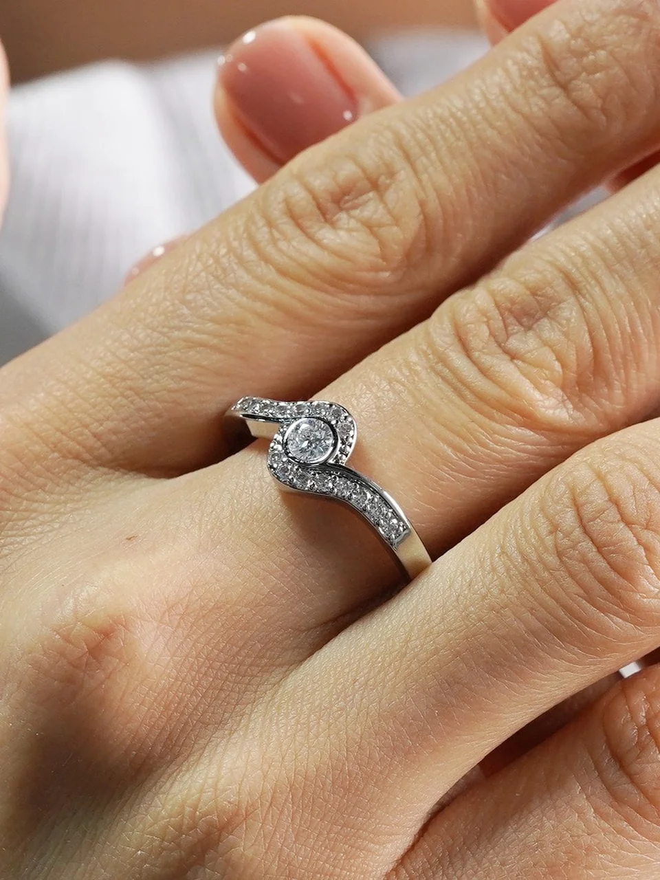 Кольцо бижутерия с фианитом, позолота белым золотом 18K, фото 2