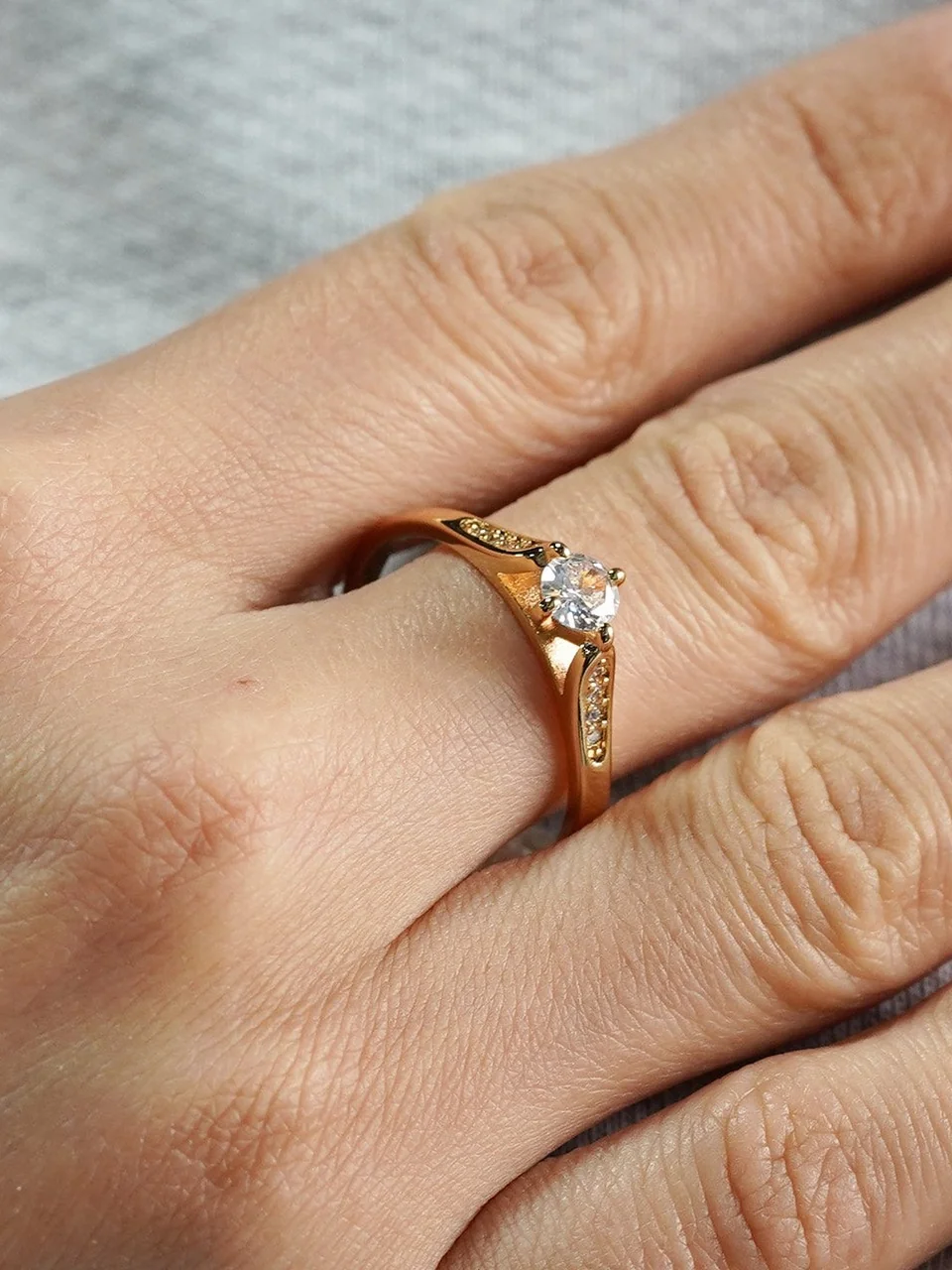 Кольцо бижутерия с фианитом, позолота 18K, фото 2