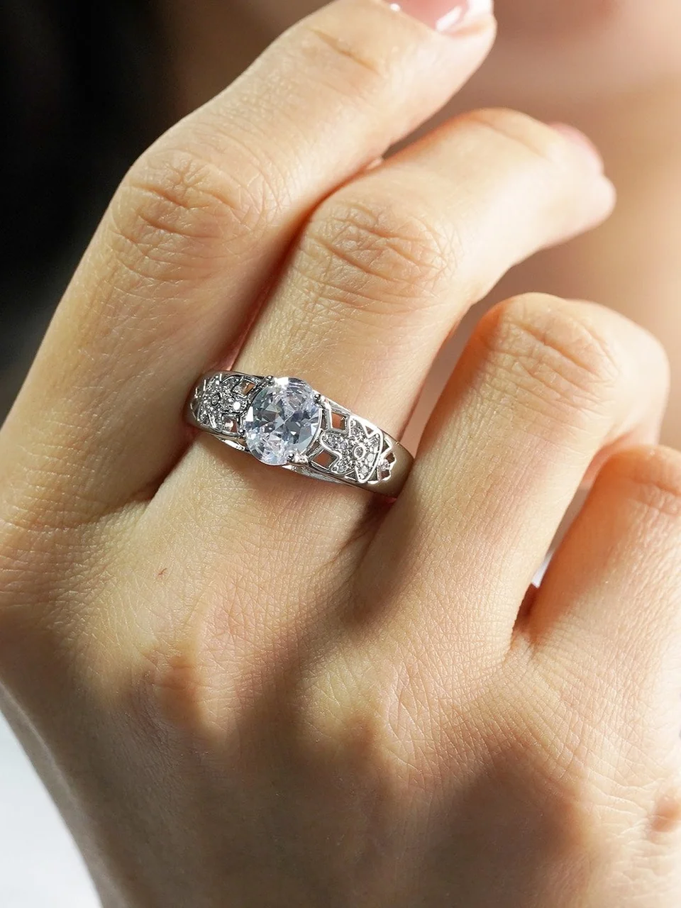 Кольцо бижутерия с фианитом, позолота белым золотом 18K, фото 2