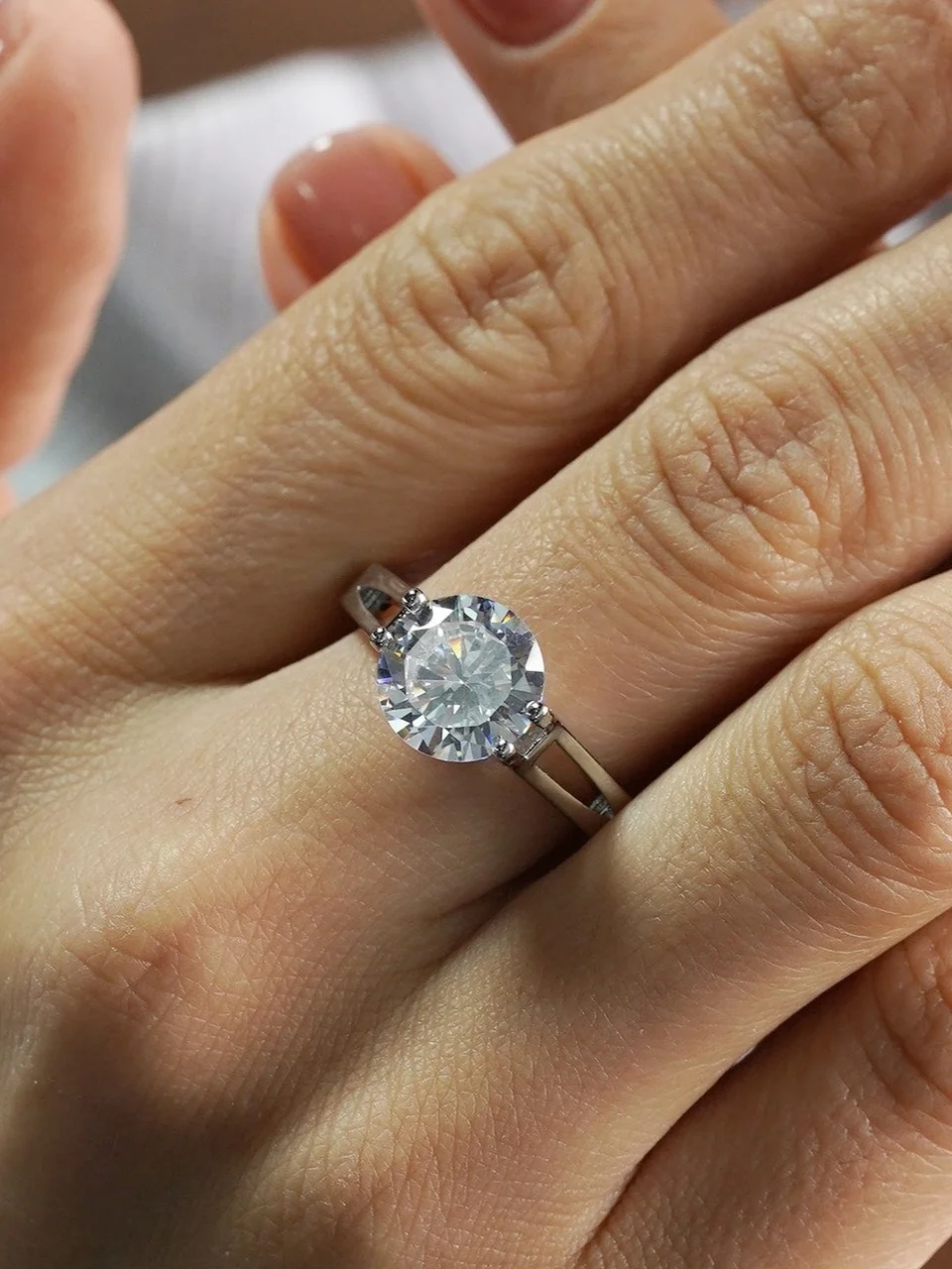 Кольцо бижутерия с фианитом, позолота белым золотом 18K, фото 2