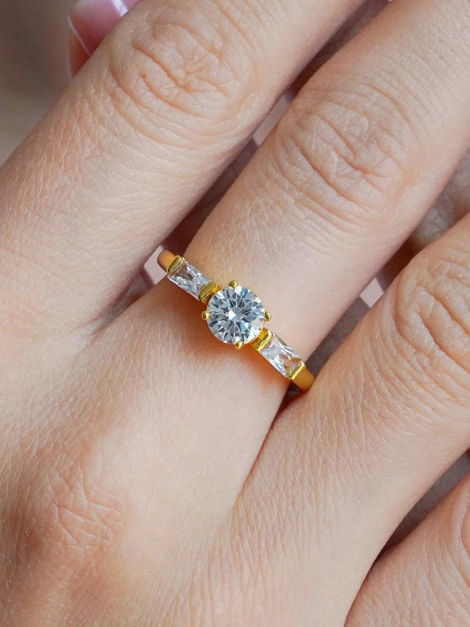 Uzuk bijuteriya Sariq tilla yugurtirilgan 18 karat Fianit, rasm 4