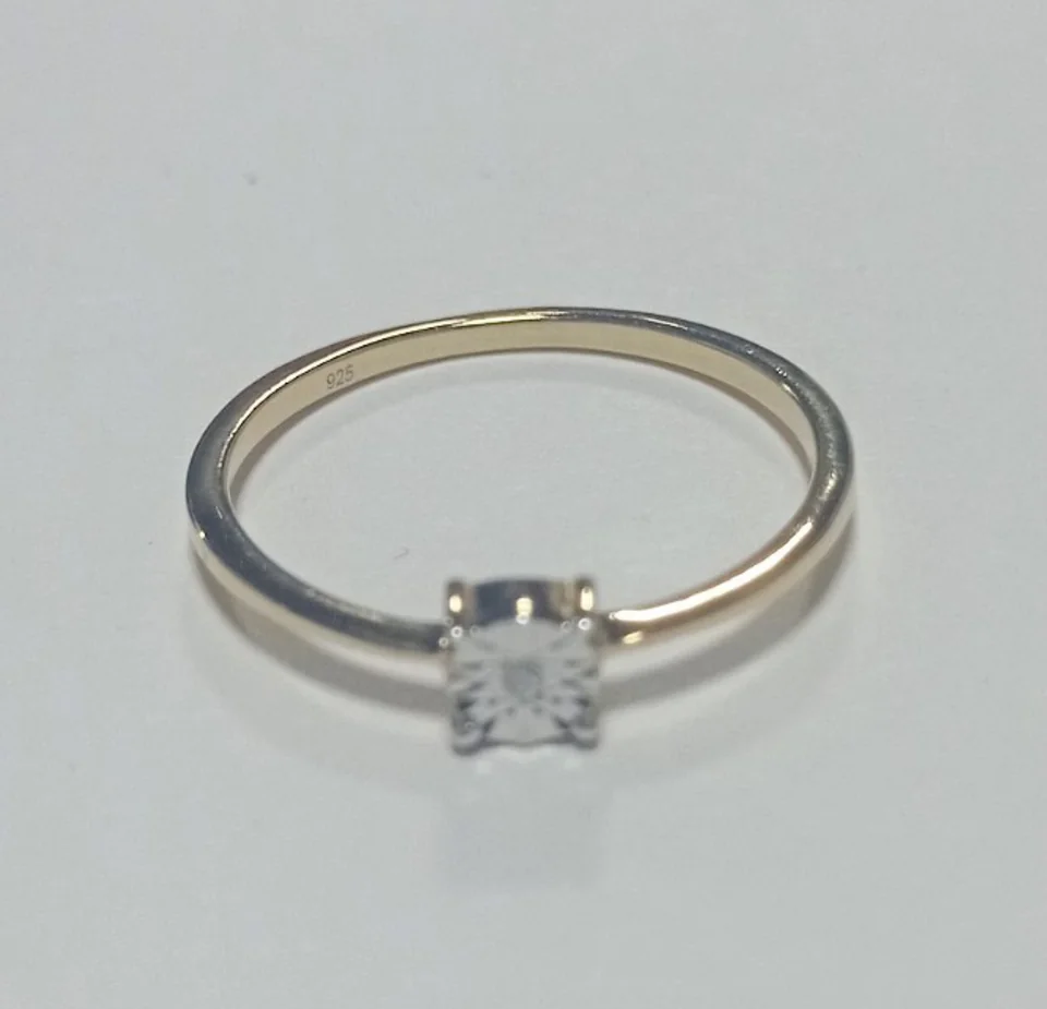 Uzuk Kumush 925 Brilliant (Tilla yugurtirilgan), rasm 1