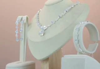 Набор бижутерия с кристаллом, позолота 18K белого цвета