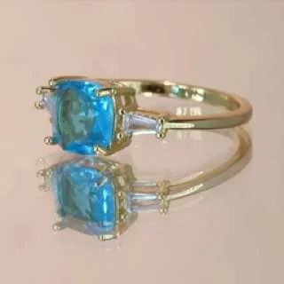 Кольцо бижутерия с фианитом, позолота 18K желтого цвета, фото 3
