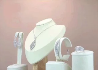 Komplekt bijuteriya 18 karat Oq tilla yugurtirilgan Fianit, rasm 2